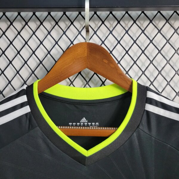 10-11 Real Madrid  Away  Long Sleeve Retro Jersey - Image 2