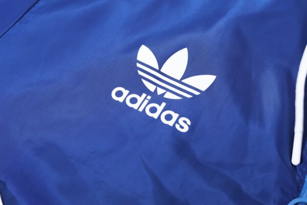 2023 Yokohama F. Marinos Player Hooded Windbreaker S-XXL - Image 7