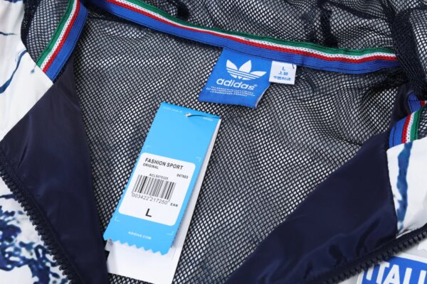 2023 Italy Player Hooded Windbreaker S-XXL - Image 5