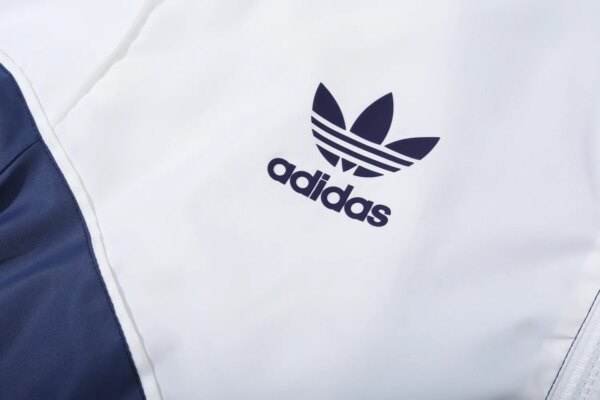 2023 Real Madrid Player Hooded Windbreaker S-XXL - Image 7