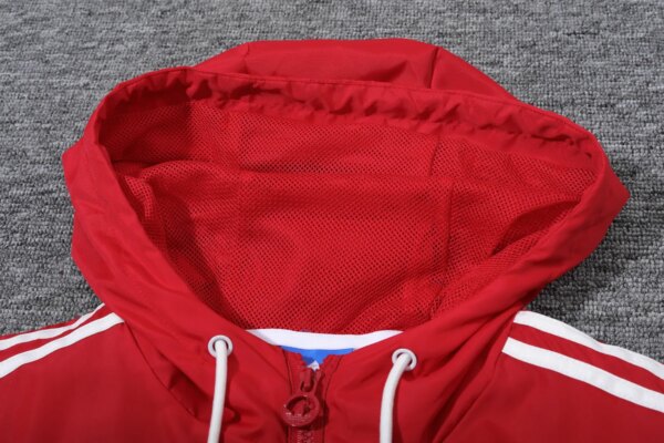 2023 Manchester United Player Hooded Windbreaker S-XXL - Image 3