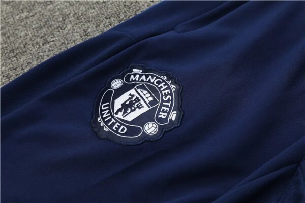 23-24 Manchester United Training Suit - Image 15