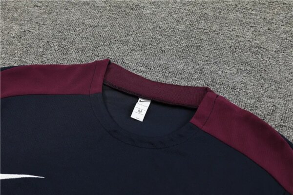 24-25 England Short Sleeve Training Suit - Image 4