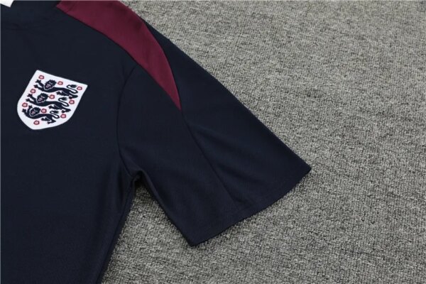 24-25 England Short Sleeve Training Suit - Image 6