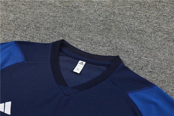 23-24 Manchester United Short Sleeve Training Suit - Image 5
