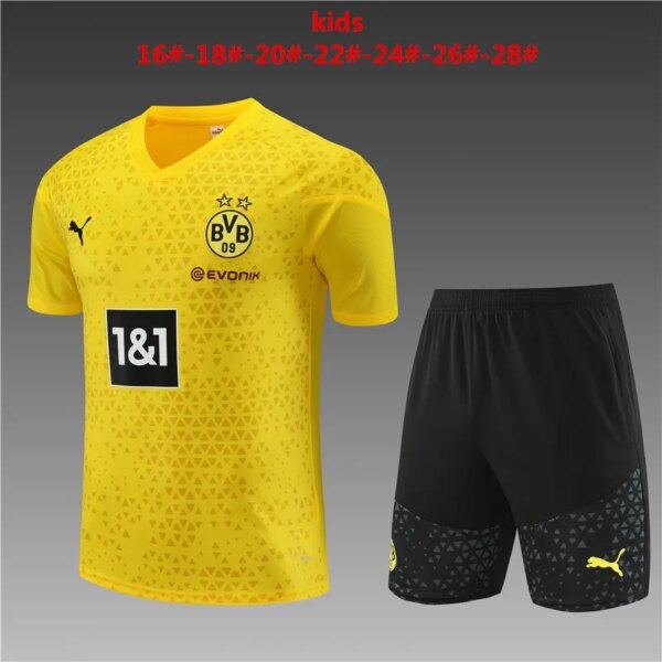 23-24 Borussia Dortmund Short Sleeve Training Suit - Image 3