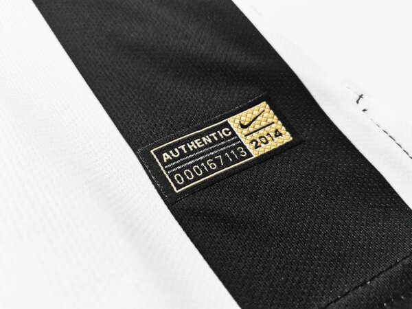 14-15 Juventus Home Retro Jersey - Image 5