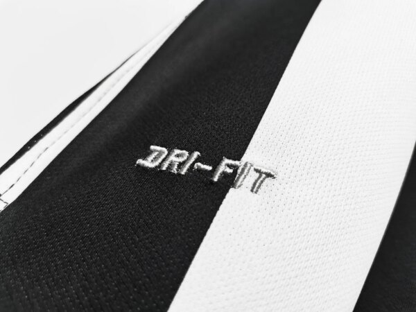 14-15 Juventus Home Retro Jersey - Image 6