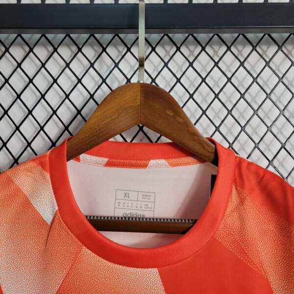 23-24 Bayern Munich Training Fans Jersey - Image 3