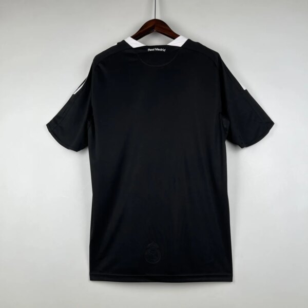 08-09 Real Madrid Third Retro Jersey - Image 7