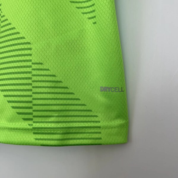 23-24 Palmeiras Goalkeeper Fans Jersey - Image 3