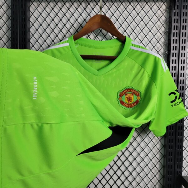 23-24 Manchester United Goalkeeper Fans Jersey - Image 4