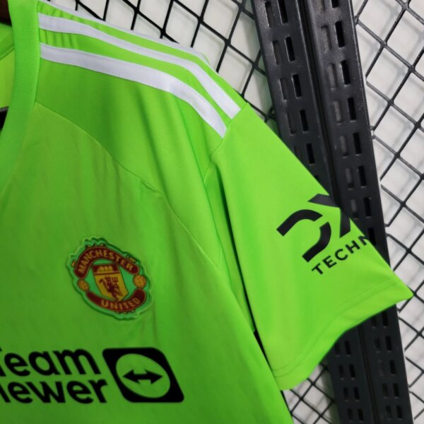 23-24 Manchester United Goalkeeper Fans Jersey - Image 5