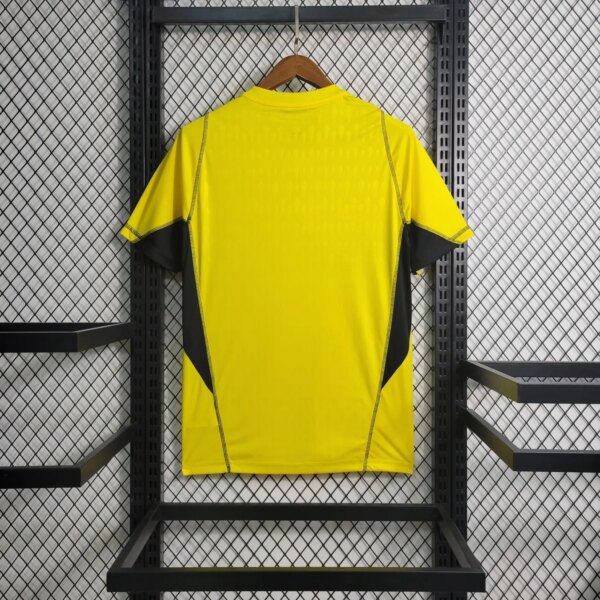 23-24 Atletico Mineiro Goalkeeper 2 Fans Jersey - Image 5