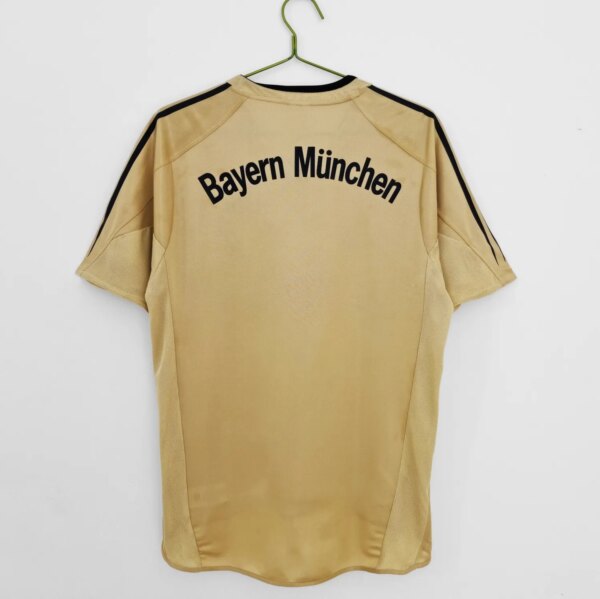 2004-05 Bayern Munich Away Retro Jersey - Image 7