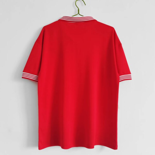 1977 Manchester United Home Retro Jersey - Image 5