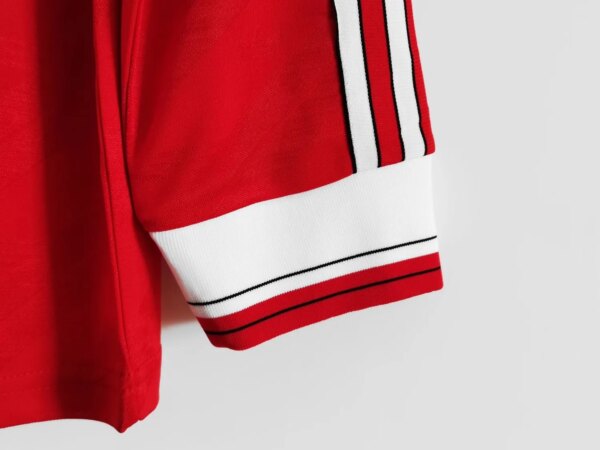1986-88 Manchester United Home Long Sleeve Retro Jersey - Image 4
