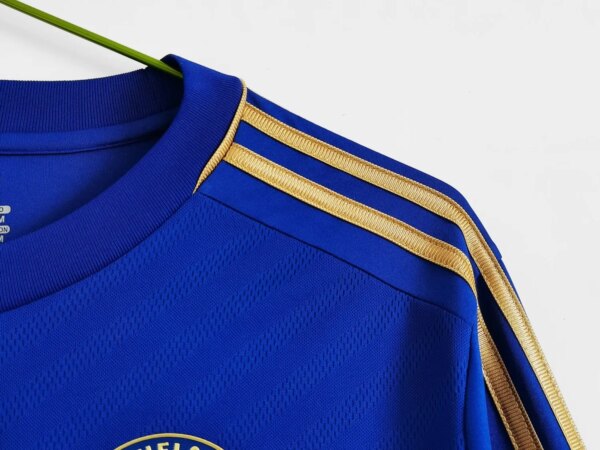 2012-13 Chelsea Home Long Sleeve Retro Jersey - Image 6