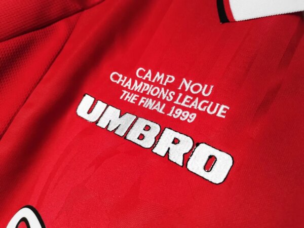 1999-00 Manchester United Home Long Sleeve Retro Jersey - Image 3
