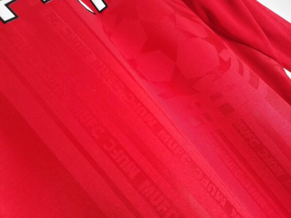 1999-00 Manchester United Home Long Sleeve Retro Jersey - Image 6