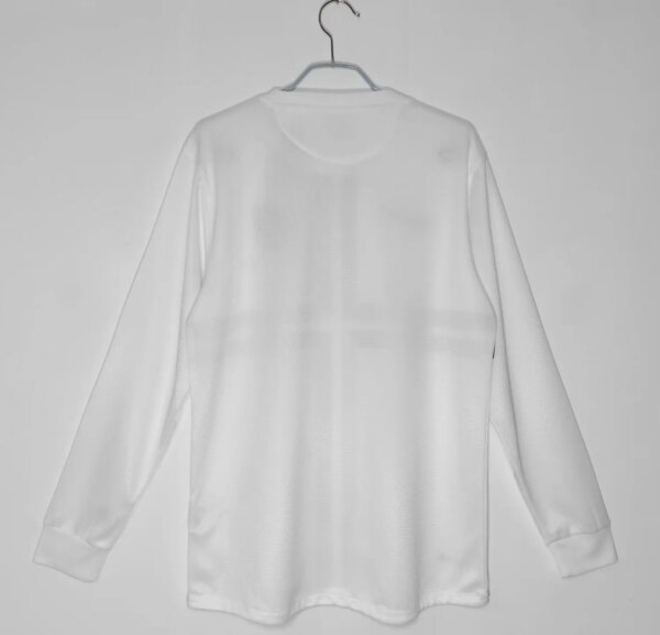 2012-13 Portugal Away Long Sleeve Retro Jersey - Image 8