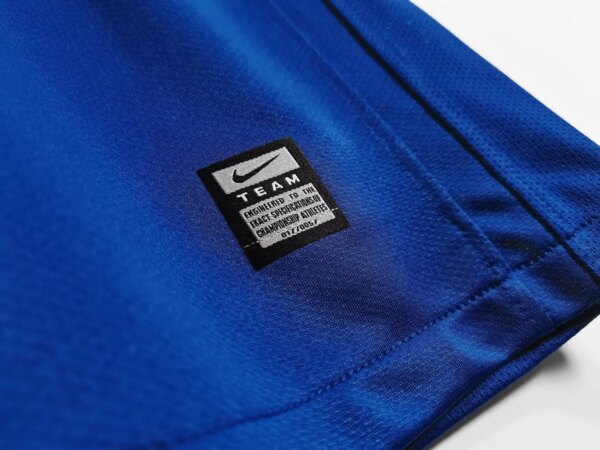 2008-09 Manchester United Third Retro Jersey - Image 5