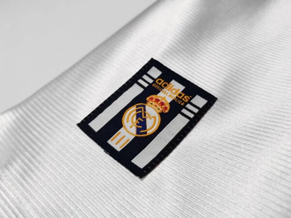 1998-00 Real Madrid Home Retro Jersey - Image 6