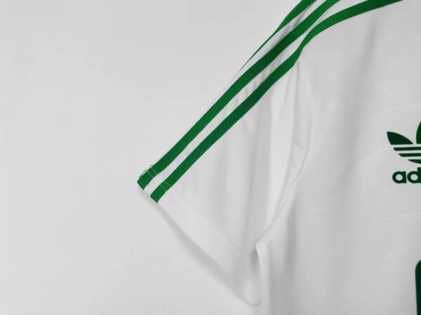 1990-92 Ireland Away Retro Jersey - Image 4