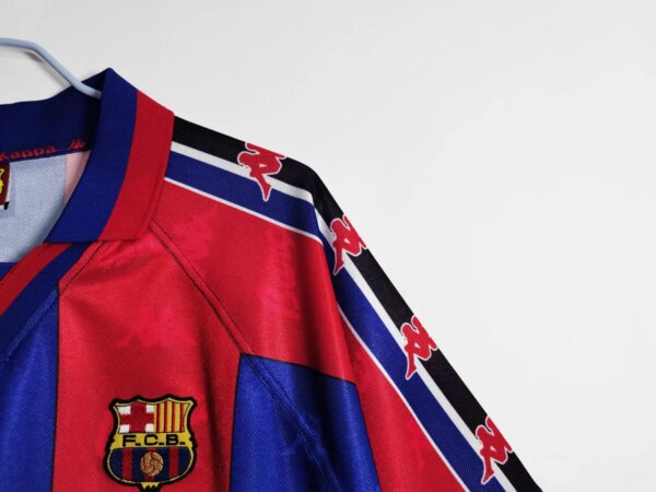 1995-97 Barcelona Home Retro Jersey - Image 6