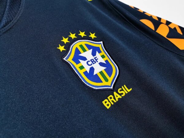 2020 Brazil Training Retro Jersey - Image 2