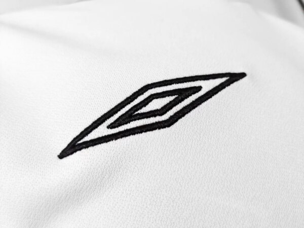 2006 Colo Colo Home Retro Jersey - Image 3