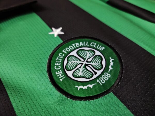 2006-07 Celtic Away Retro Jersey - Image 3
