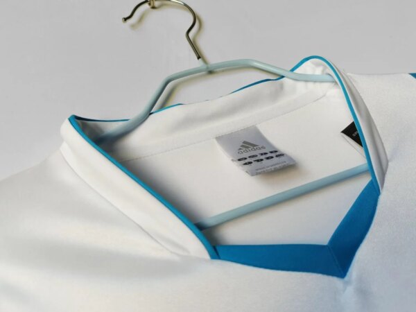 2000-03 Olympique Marseille Home Retro Jersey - Image 2