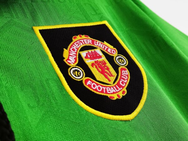 1992-94 Manchester United Third Retro Jersey - Image 2