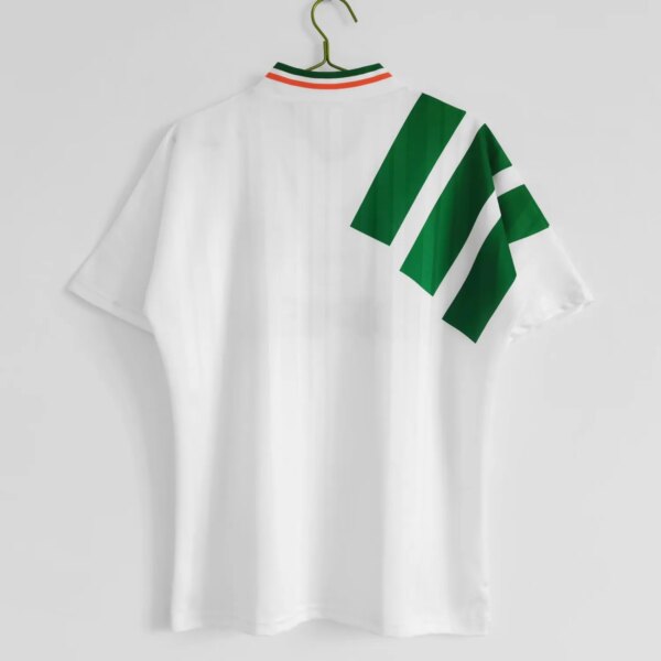 1992-94 Ireland Away Retro Jersey - Image 7
