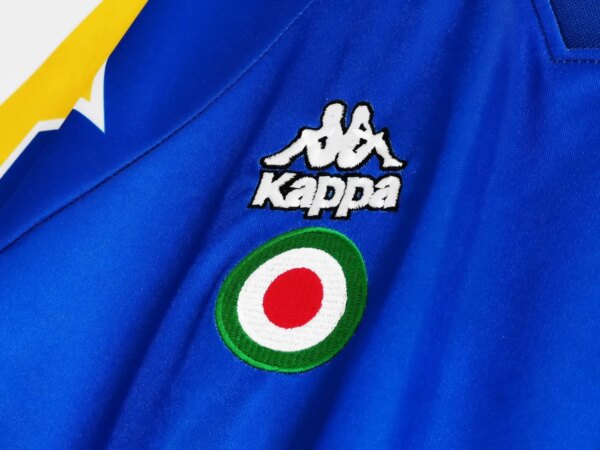1995-96 Juventus Away Retro Jersey - Image 3