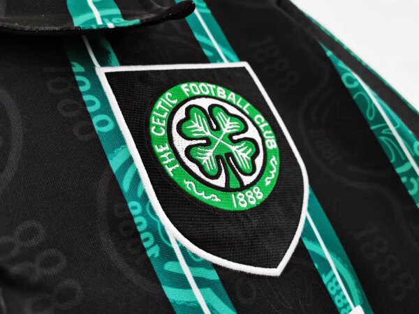 1992-93 Celtic Away Retro Jersey - Image 2