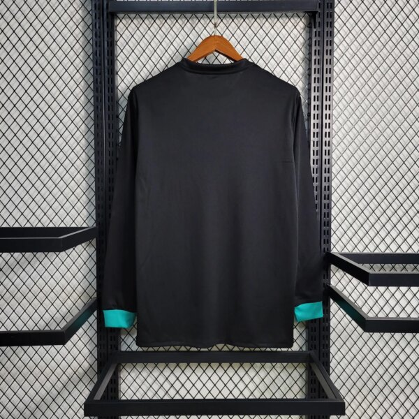 17-18 Real Madrid Away Black Long Sleeve Retro Jersey - Image 3