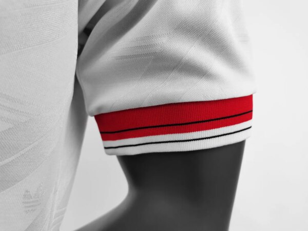 1986-88 Manchester United Away Retro Jersey - Image 5