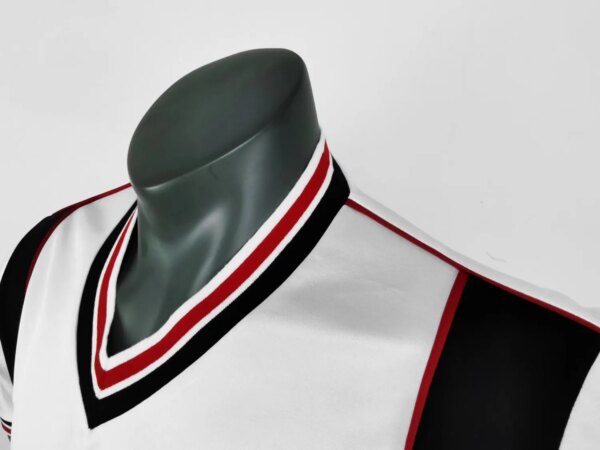 1985 Manchester United Away Retro Jersey - Image 3