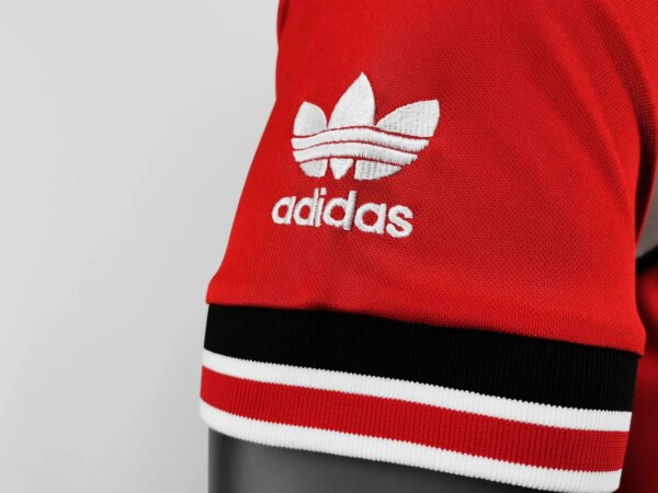1985 Manchester United Home Retro Jersey - Image 3