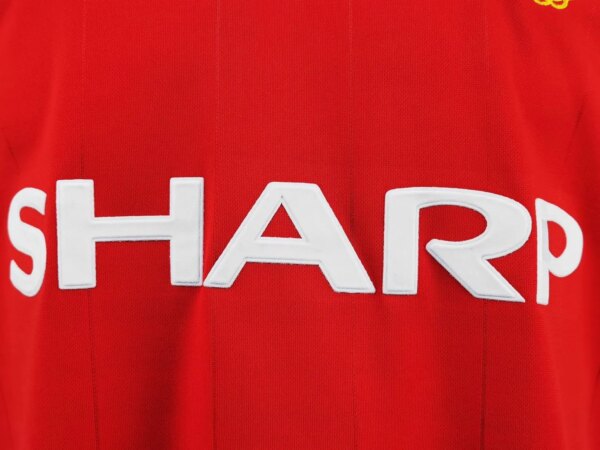 1984 Manchester United Home Retro Jersey - Image 6