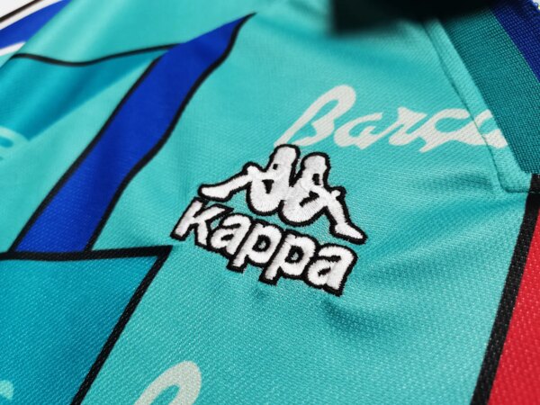 1995-97 Barcelona Away Retro Jersey - Image 2