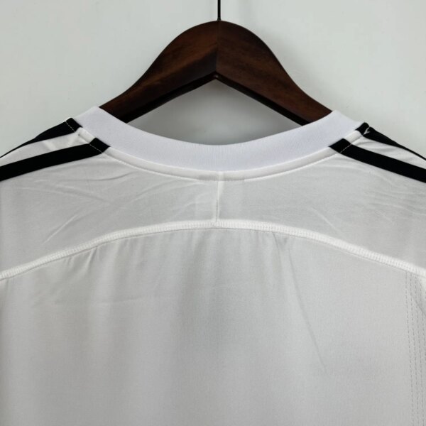03-04 Real Madrid Home Retro Jersey - Image 6