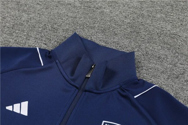 23-24 Italy Jacket Suit - Image 4