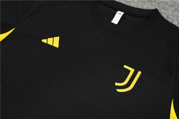 23-24 Juventus Short Sleeve Training Suit - Image 6