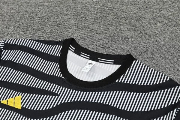 23-24 Juventus Short Sleeve Training Suit - Image 5