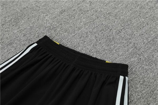23-24 Juventus Short Sleeve Training Suit - Image 9