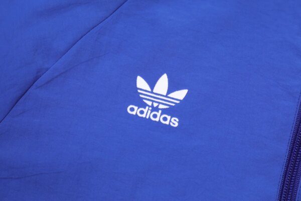 24-25 Bayern Munich Retro Windbreaker Suit - Image 4
