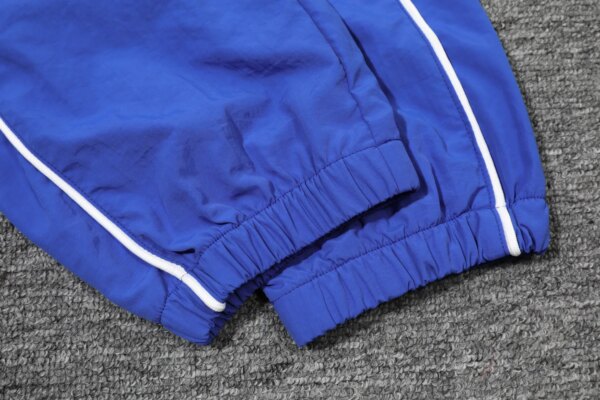24-25 Bayern Munich Retro Windbreaker Suit - Image 8
